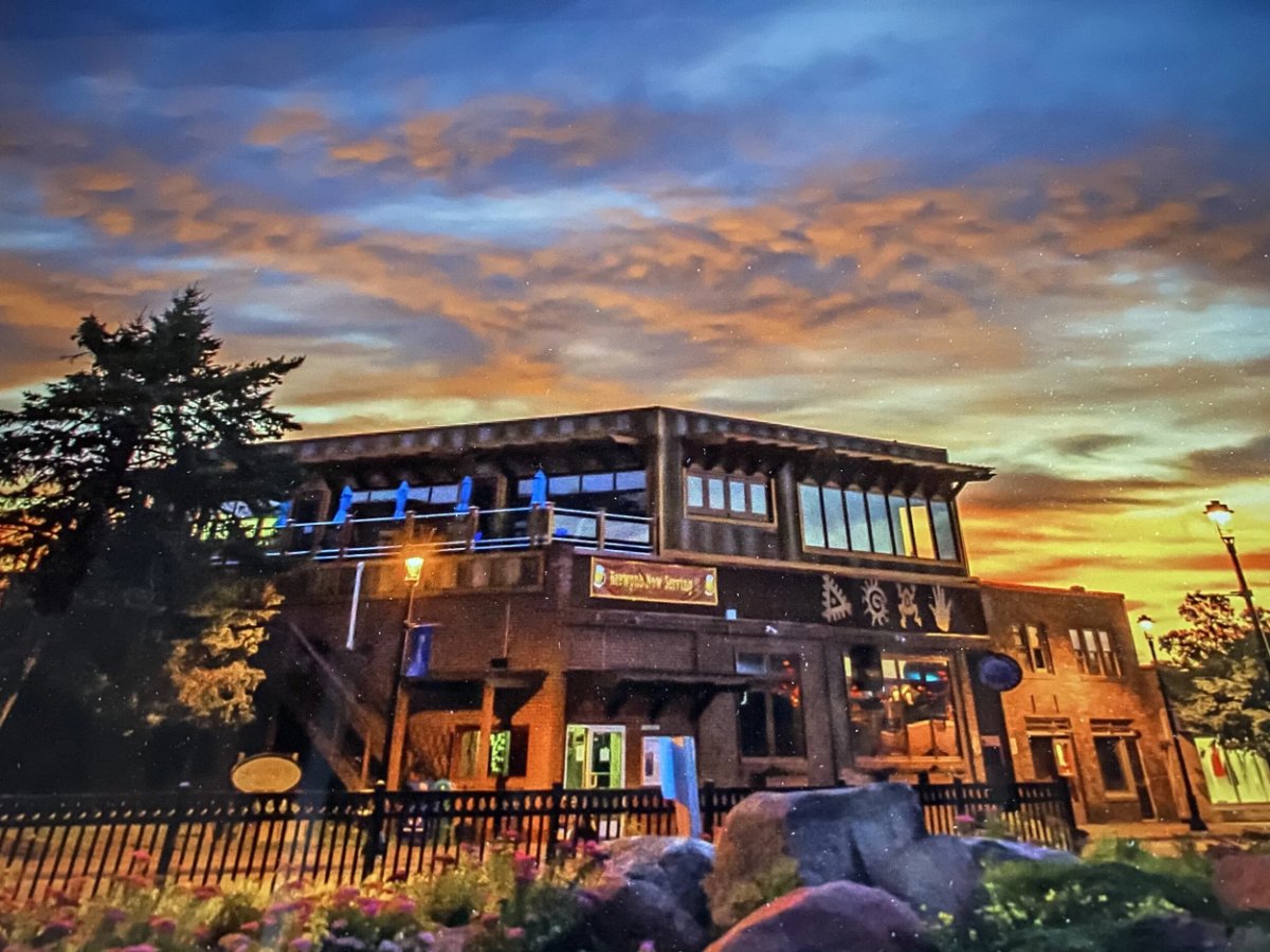 Distinct atmospheres, Signature Food, House-brewed beer, and live music year round - Tofte, MN